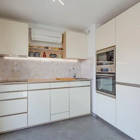 アパート Royal Marine-2 By Interhome